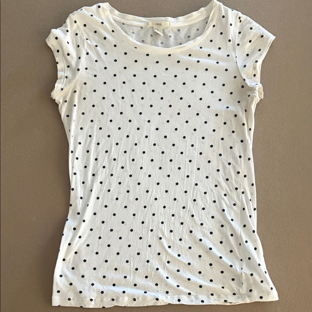 H&M White and Black Polka Dot Short Sleeve Tee